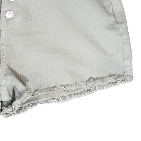 FASHION Nova Denim Shorts - Picture 5 of 11